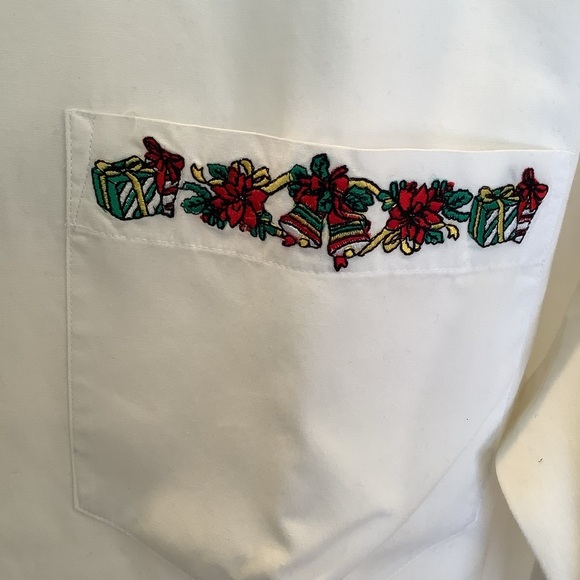 John Henry White Button Up Shirt with Embroidered Christmas Size 8 Vintage - Picture 5 of 9
